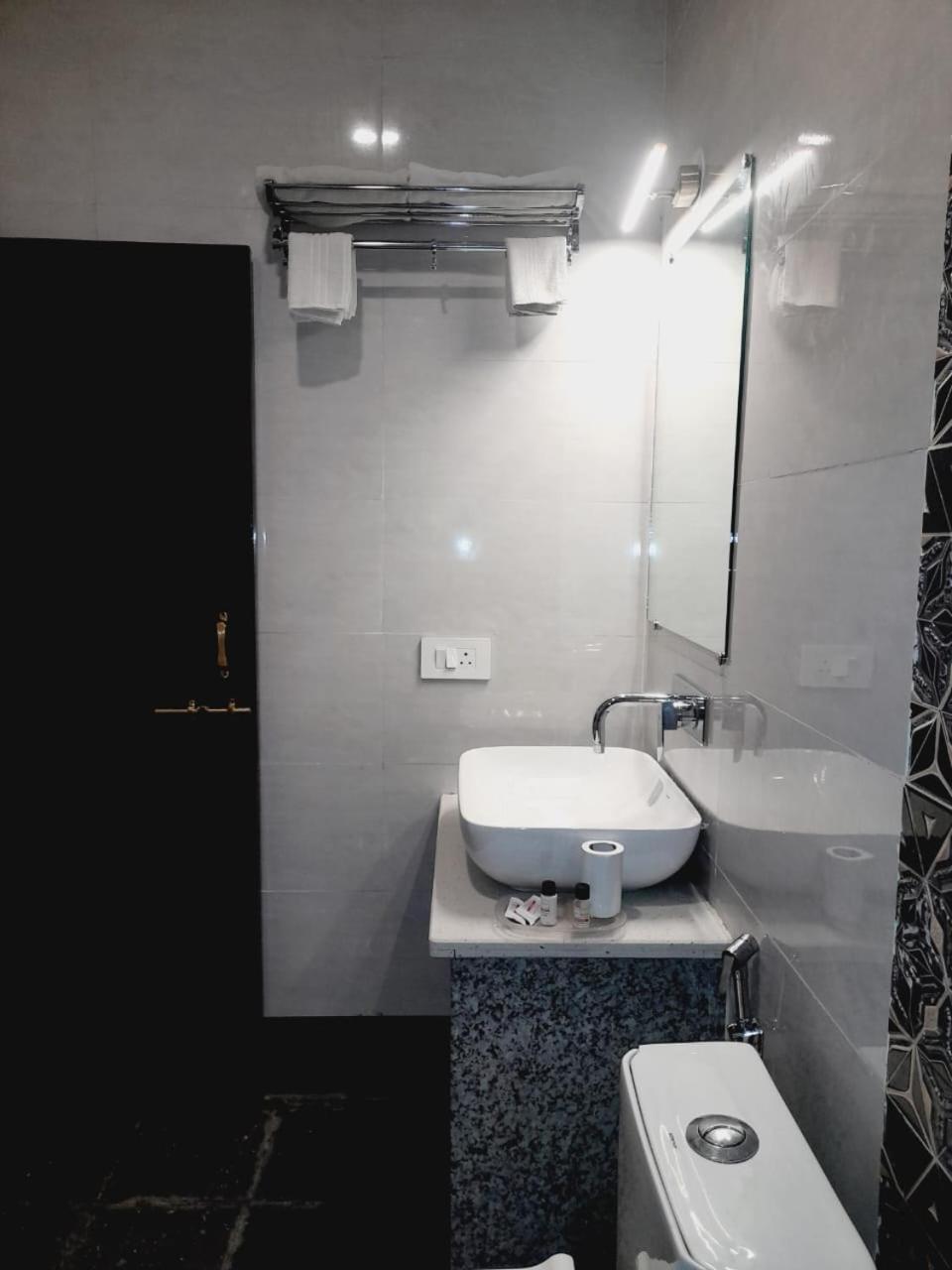 Hotel Sargam Sadan Udaipur Eksteriør bilde